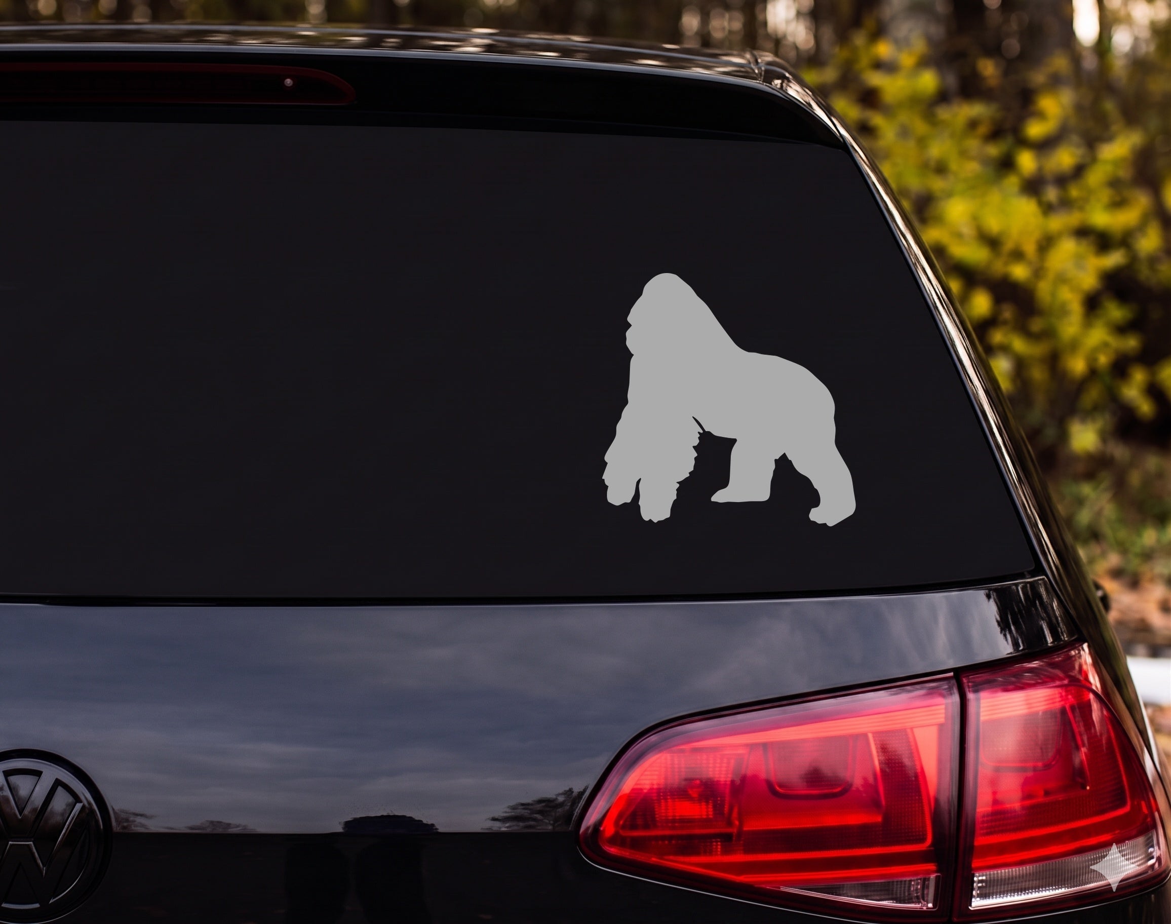 Silverback Gorilla Knuckle Walking Silhouette Vinyl Decal Sticker Car Laptop - Silver