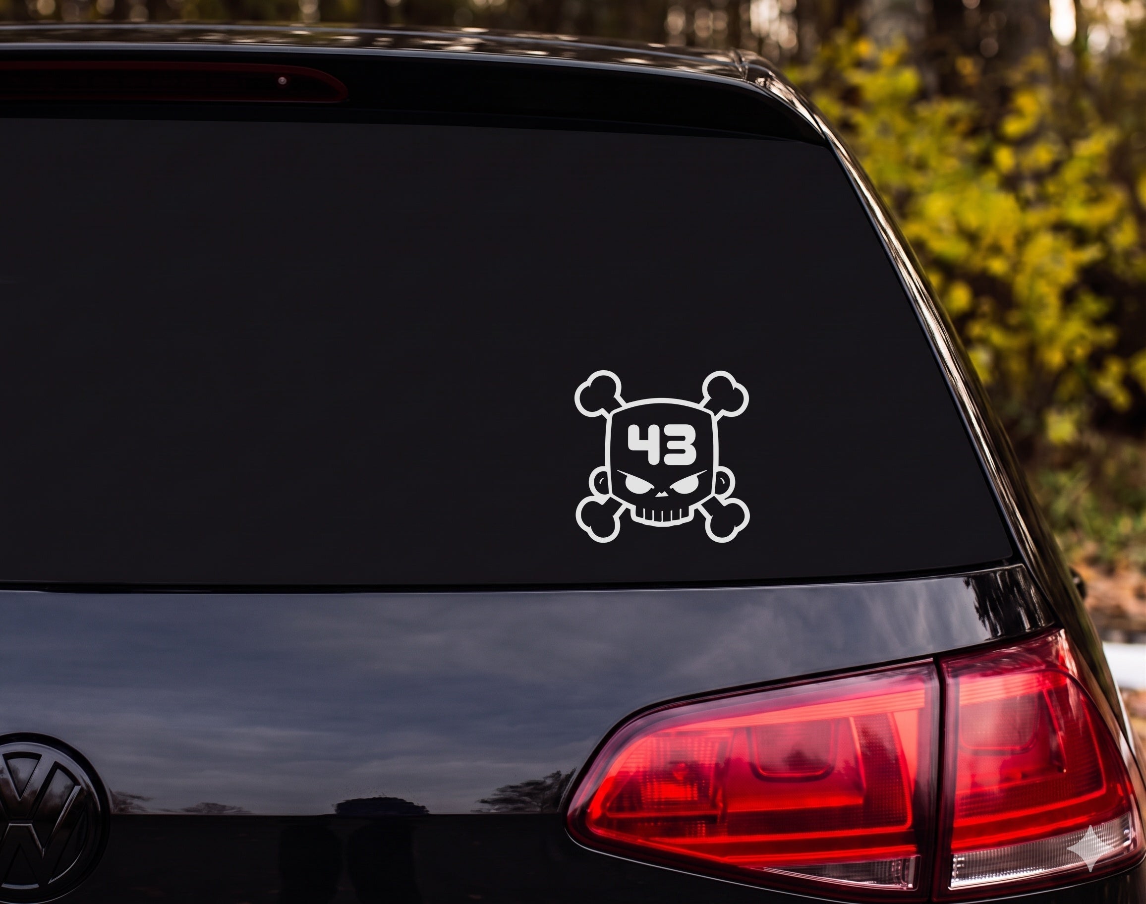 Angry Skull Crossbones Number 43 Cartoon Black White Vinyl Decal Sticker - White