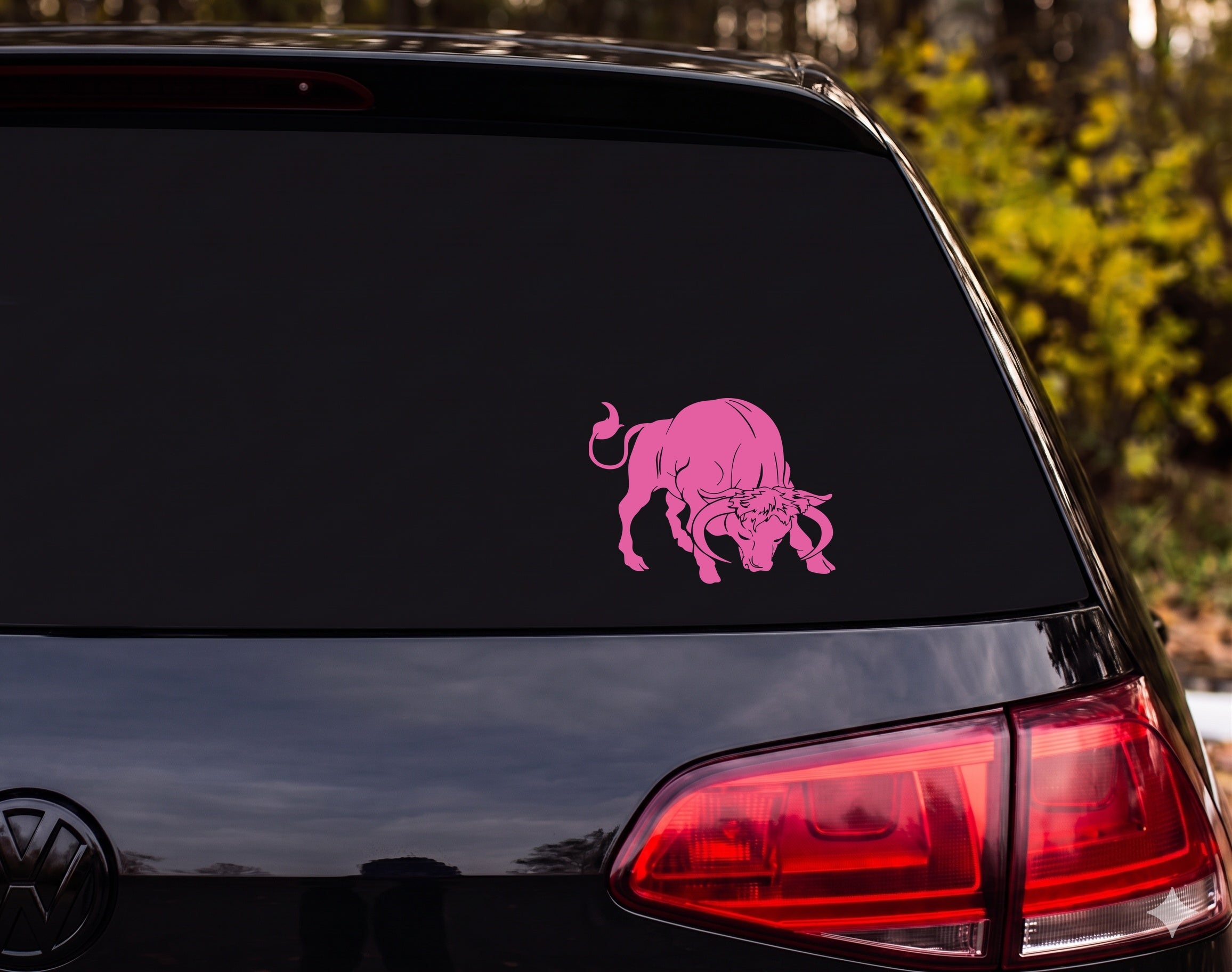Charging Bull Silhouette Aggressive Stance Horns Down Vinyl Decal Sticker Car - Pink