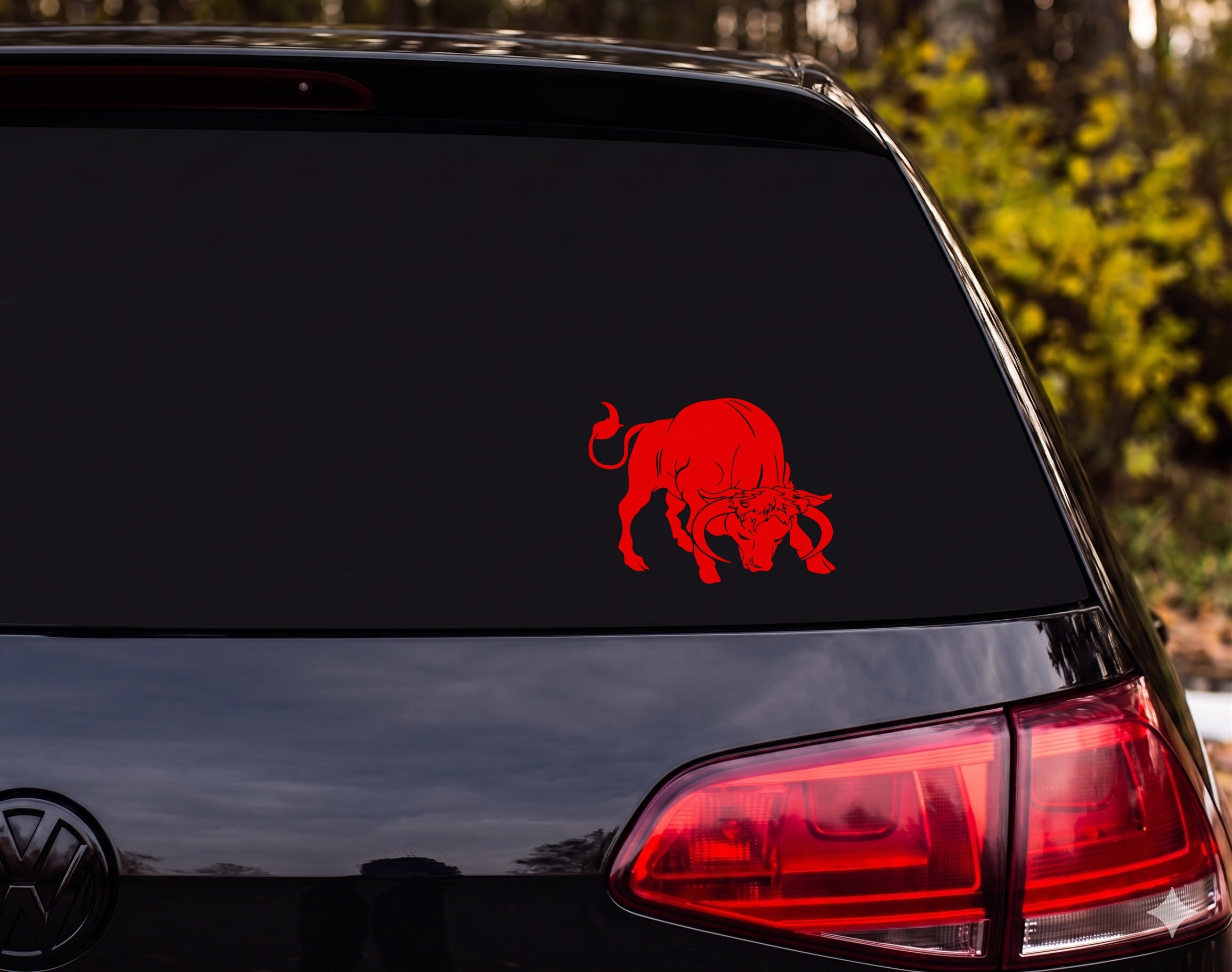Charging Bull Silhouette Aggressive Stance Horns Down Vinyl Decal Sticker Car - Red