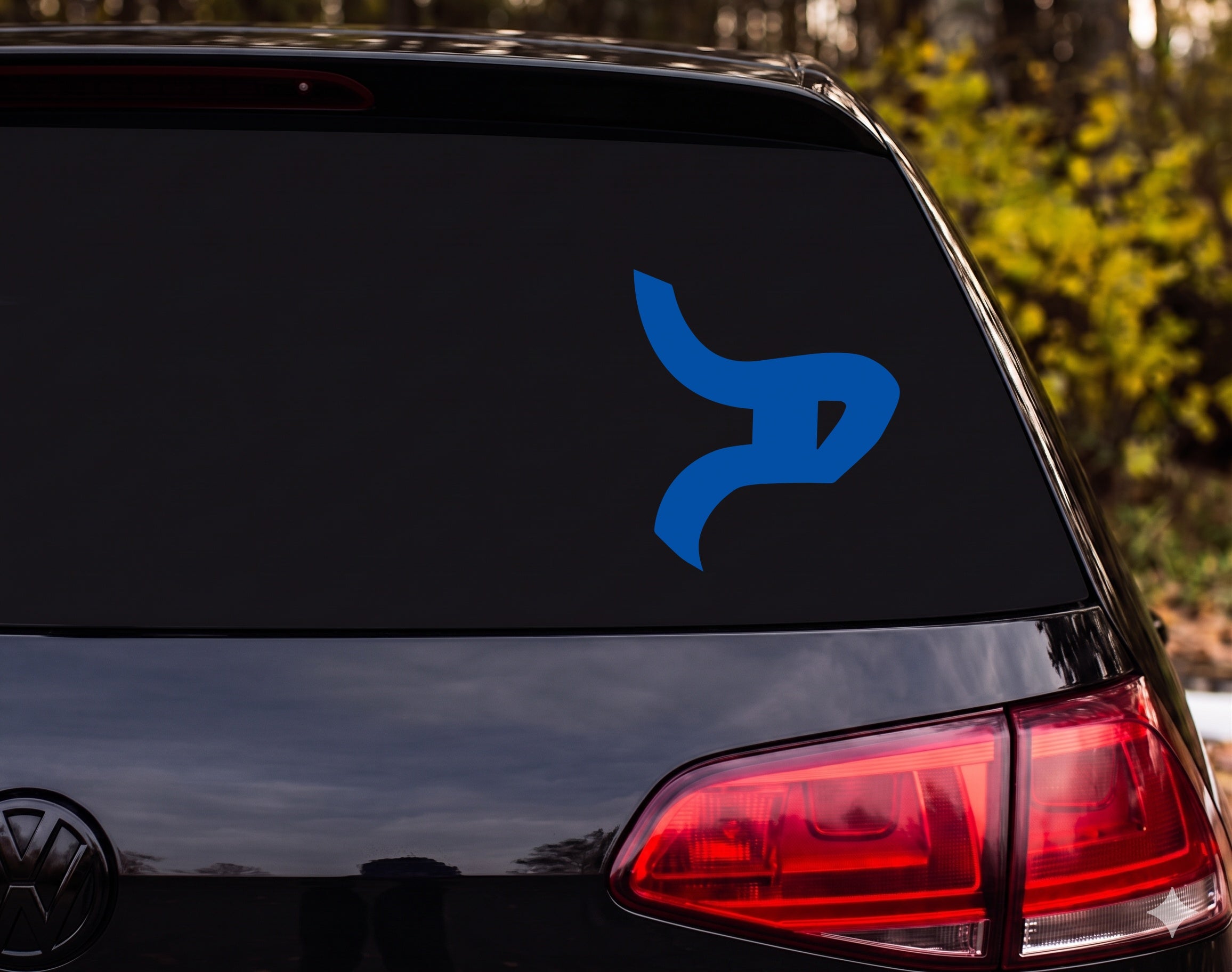 Hebrew Letter Shin Silhouette Calligraphy Fluid Ribbon Style Vinyl Decal Sticker - Blue