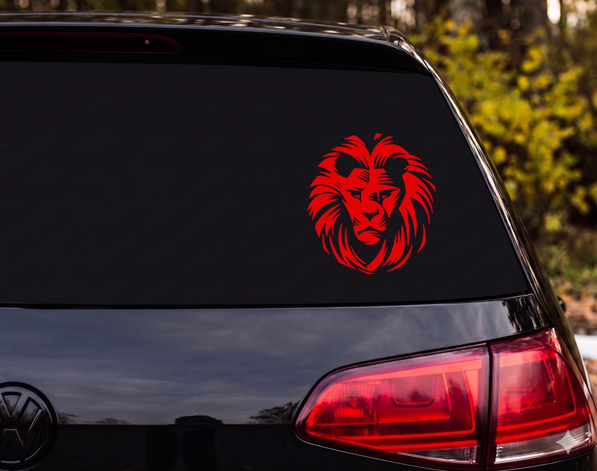 Lion Face Silhouette Bold Mane Brushstroke Front View Vinyl Decal Sticker - Red