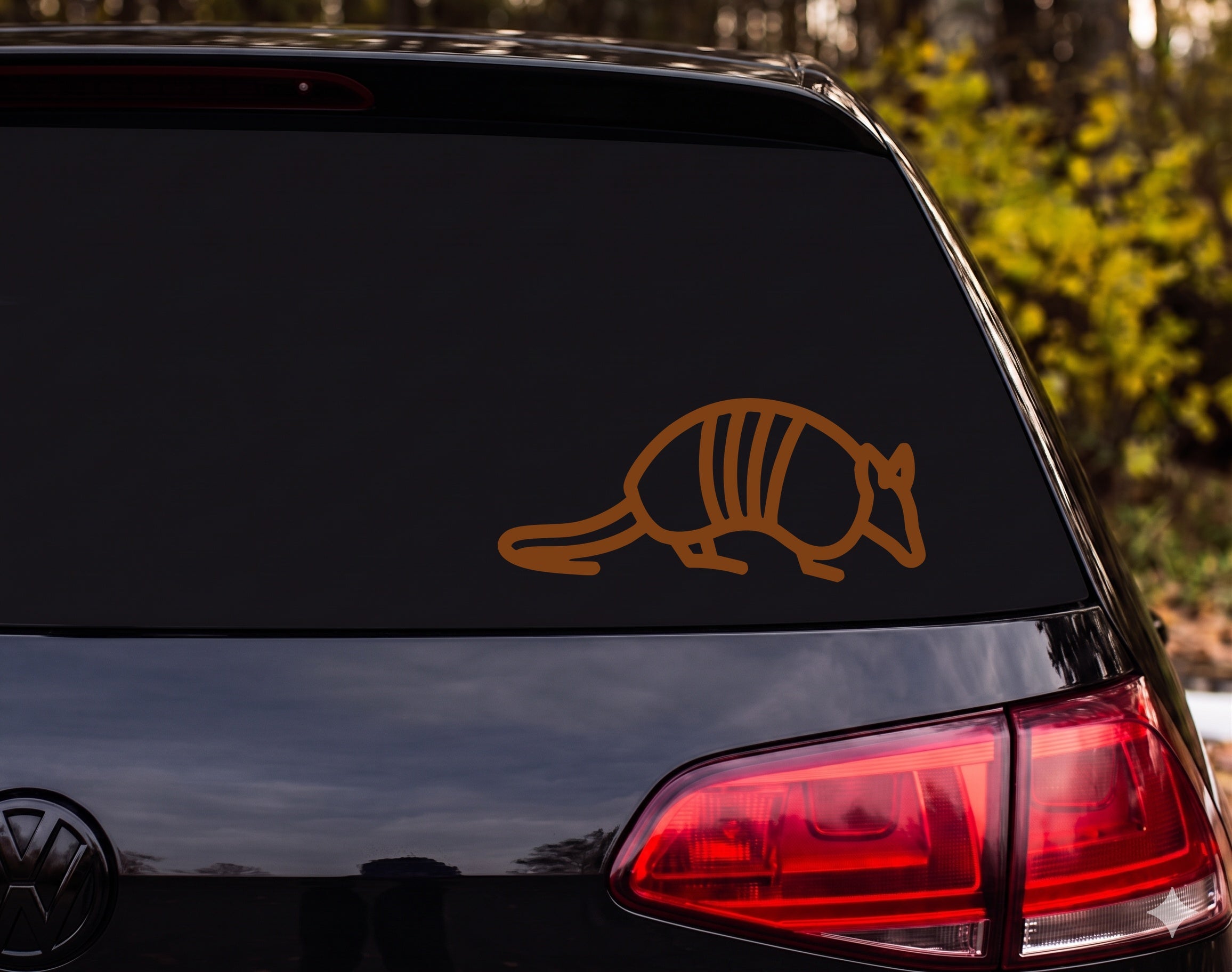 Armadillo Side Profile Walking Outline Vinyl Decal Sticker Car Window Laptop - Brown